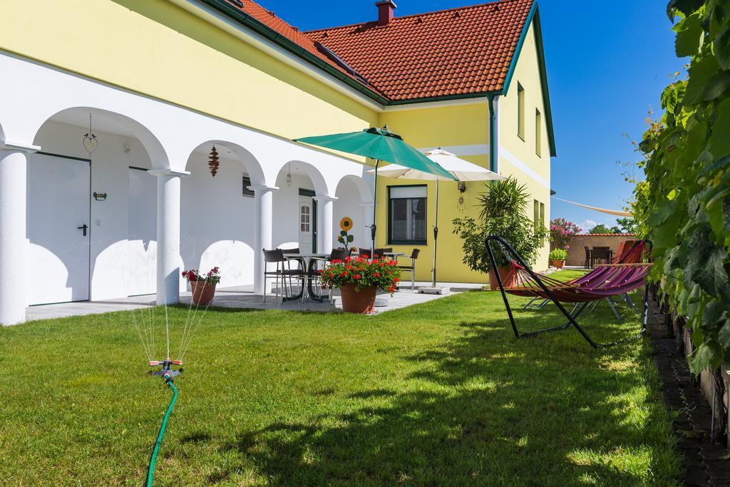 Appartementhaus Freiler Morbisch am See Bagian luar foto
