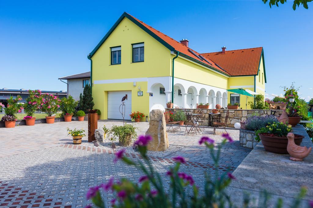 Appartementhaus Freiler Morbisch am See Bagian luar foto